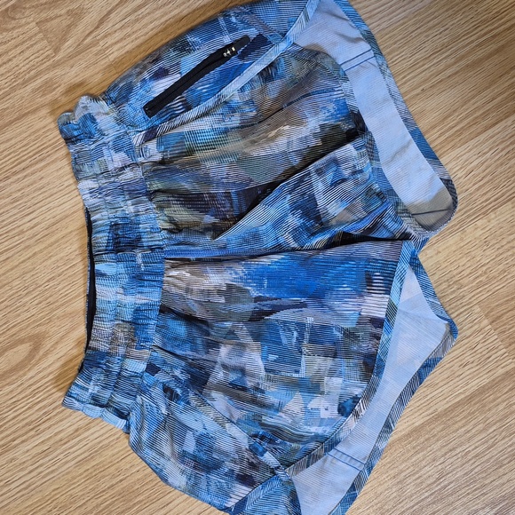 lululemon athletica Pants - lululemon athletica TRACKER Blue Multi-Color Athletic Shorts